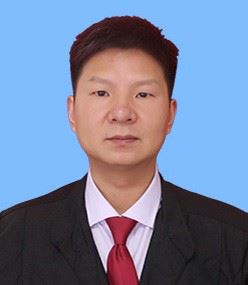 专职律师李东