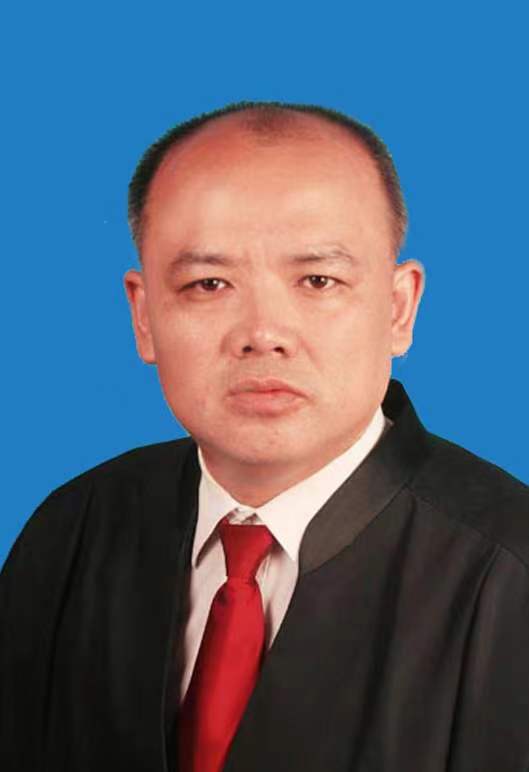 合伙人律师王懿